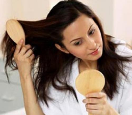 Làm thế nào để hạn chế rụng tóc hiệu quả? 1 Làm thế nào để hạn chế rụng tóc hiệu quả? 1