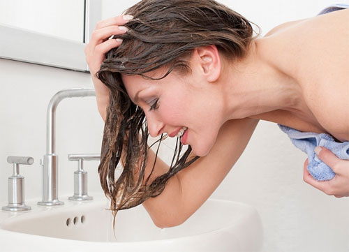 Bí quyết chăm sóc tóc dầu đúng cách 1 Bí quyết chăm sóc tóc dầu đúng cách 1