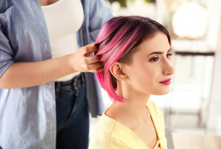 Thận trọng khi nhuộm tóc tránh hậu quả không mong muốn Thận trọng khi nhuộm tóc tránh hậu quả không mong muốn