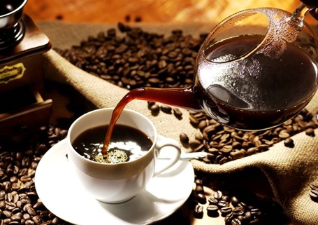 Cách nhuộm tóc bằng cà phê – Mốt đang thu hút các chị em công sở 2 Cách nhuộm tóc bằng cà phê – Mốt đang thu hút các chị em công sở 2