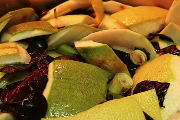 Cách nấu vỏ bưởi để gội đầu 1 Cách nấu vỏ bưởi để gội đầu 1