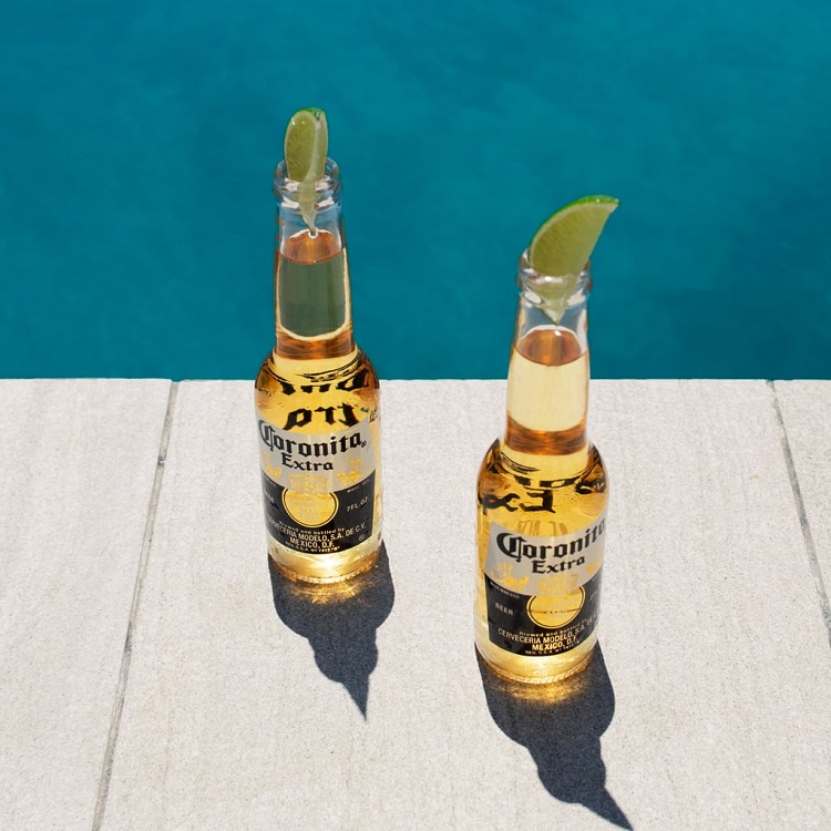 Bia còn chứa một lượng Protein lớn, là dưỡng chất rất cần thiết cho mái tóc Bia còn chứa một lượng Protein lớn, là dưỡng chất rất cần thiết cho mái tóc