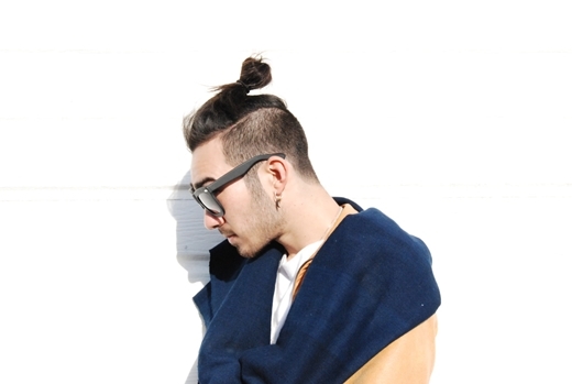 13. Mẫu tóc nam Man Bun 1 13. Mẫu tóc nam Man Bun 1