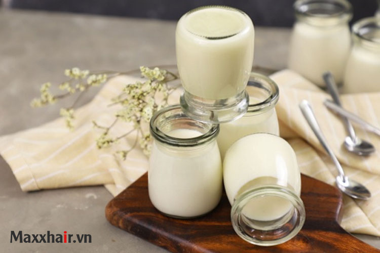 5. Sữa chua làm mặt nạ ủ kích thích mọc tóc 1 5. Sữa chua làm mặt nạ ủ kích thích mọc tóc 1