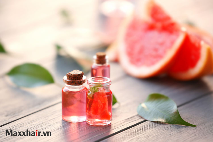 3. Tinh dầu bưởi hỗ trợ tóc mọc nhanh và dày 1 3. Tinh dầu bưởi hỗ trợ tóc mọc nhanh và dày 1