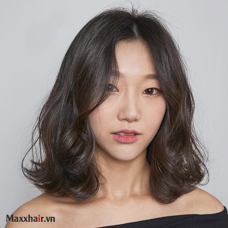 Tóc ngang vai uốn nhẹ 1 Tóc ngang vai uốn nhẹ 1
