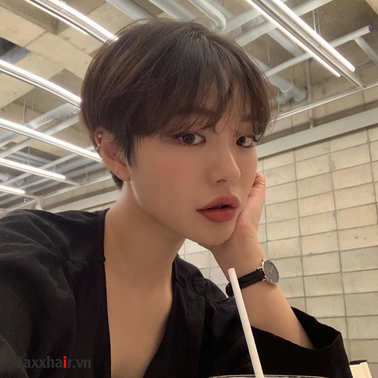 Tóc Pixie uốn xoăn 1 Tóc Pixie uốn xoăn 1