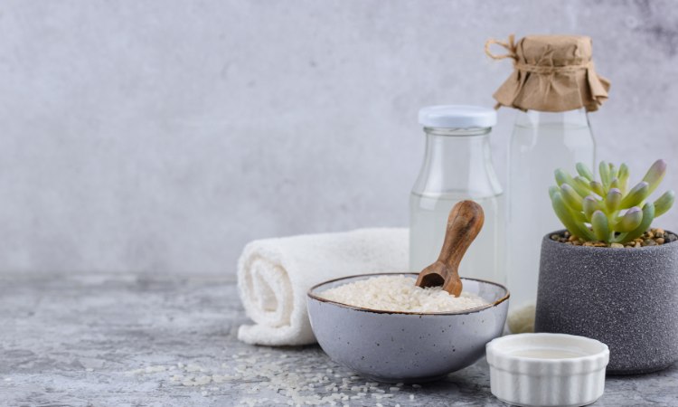 Nước vo gạo lên men cung cấp đầy đủ dưỡng chất cho tóc Nước vo gạo lên men cung cấp đầy đủ dưỡng chất cho tóc